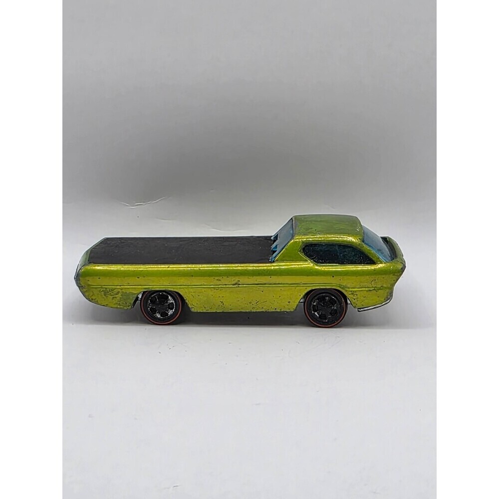 Hot Wheels Deora Redline Toy Car 1967 Lime Green Hong Kong